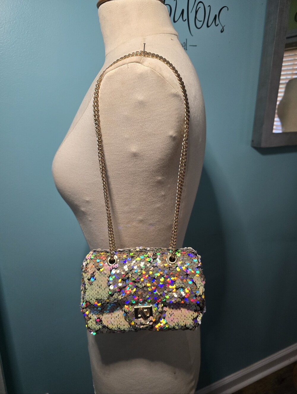 Fun Sequin Chain Crossbody or Shoulder Bag in Iridescent White